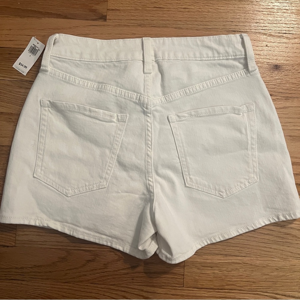 NWT Old Navy White Jean Shorts High-Rise Curvy Secret-Smooth Pockets - Picture 7 of 8